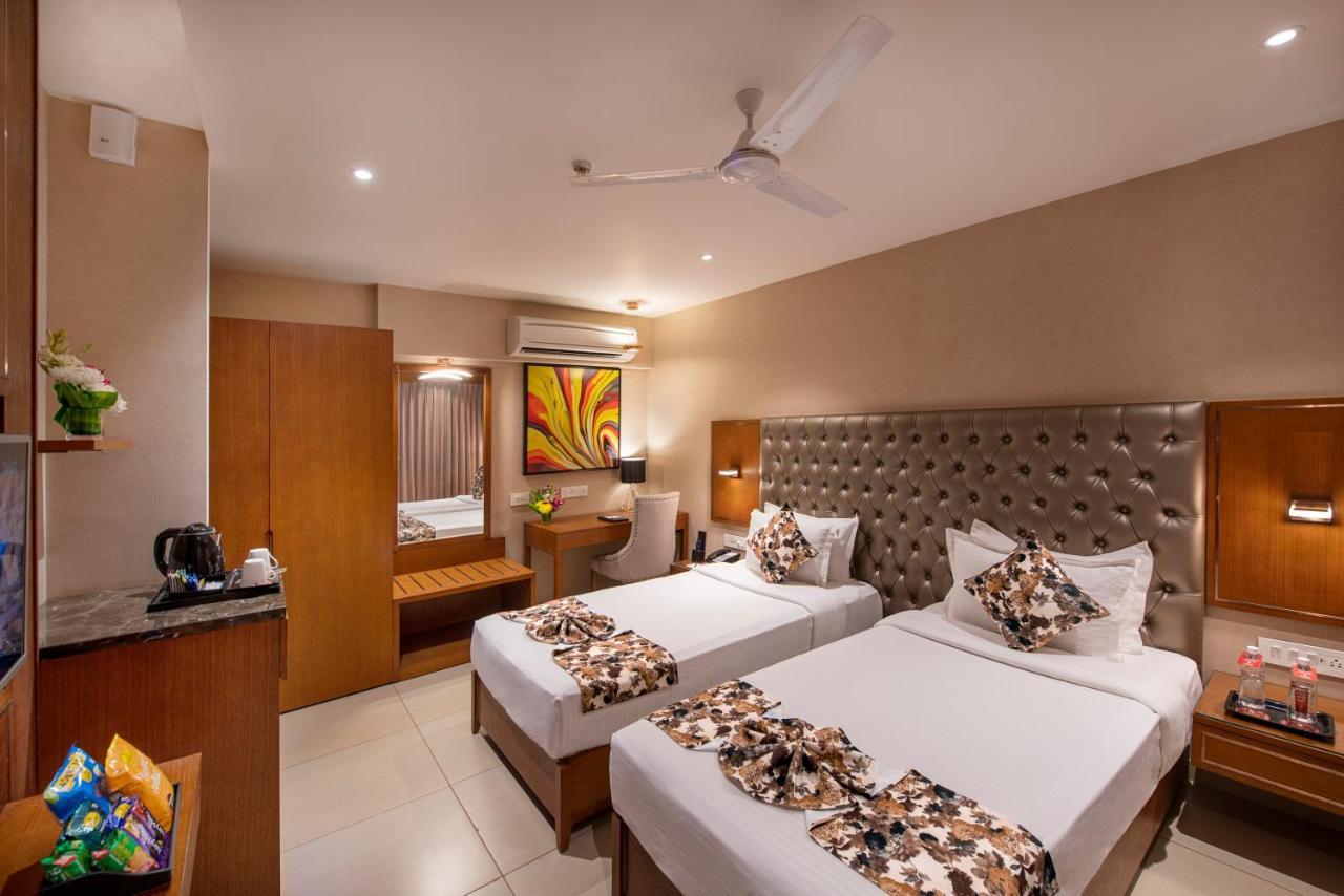 Sk Lords Inn Ahmedabad Luaran gambar