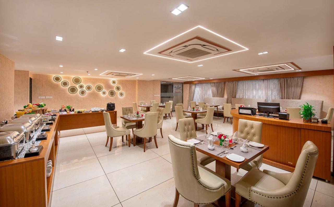Sk Lords Inn Ahmedabad Luaran gambar