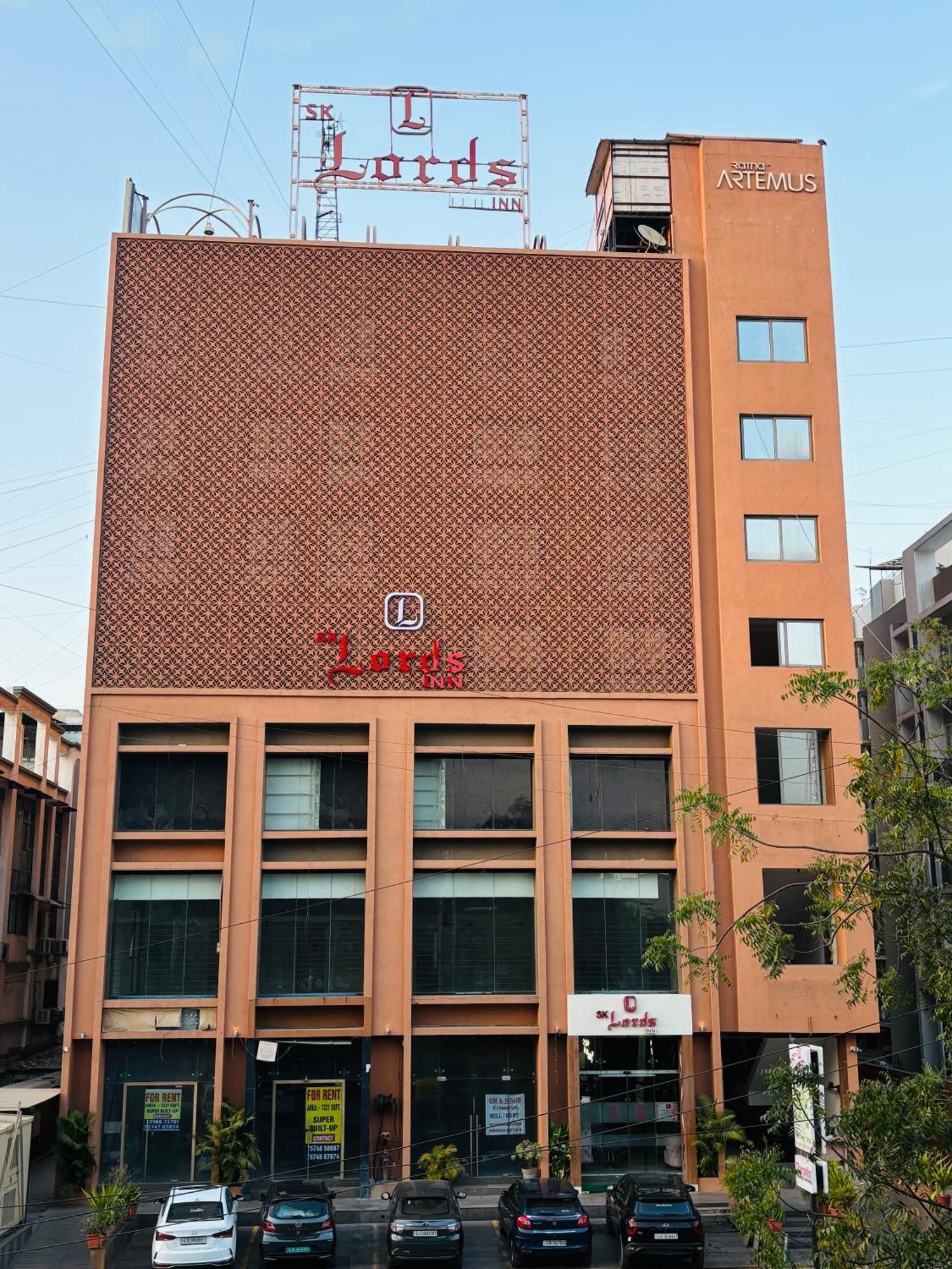 Sk Lords Inn Ahmedabad Luaran gambar